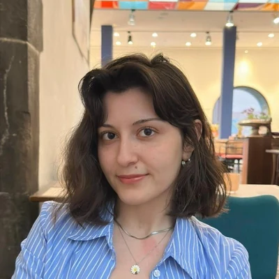 Ezgi — Alvera Kurucu Ortağı